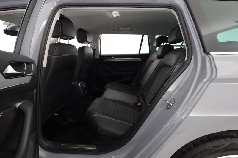 Volkswagen Passat bild 12