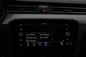 Volkswagen Passat bild 21