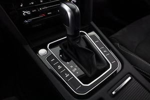 Volkswagen Passat bild 24