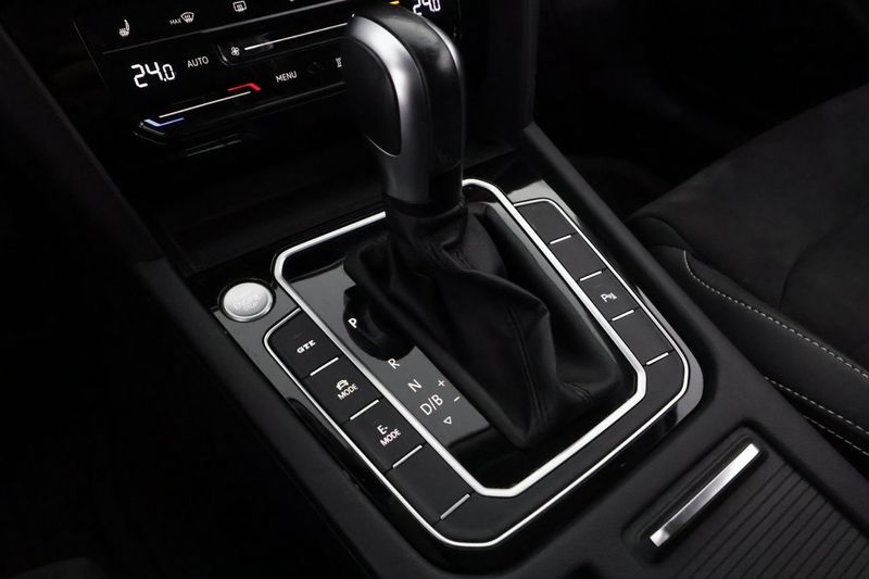 Volkswagen Passat bild 24