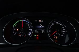 Volkswagen Passat bild 16
