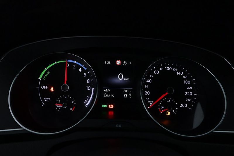 Volkswagen Passat bild 16