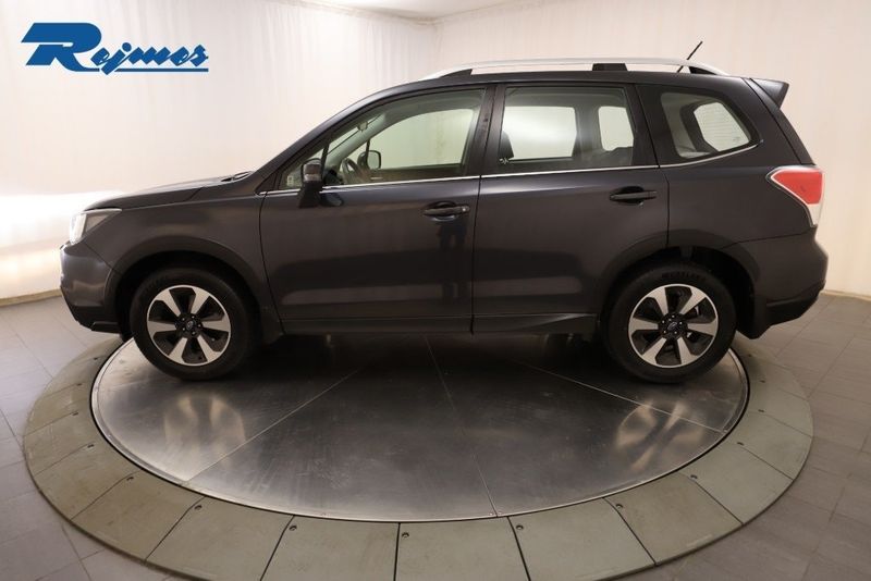 Subaru Forester bild 3
