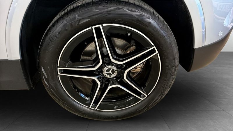 Mercedes GLA250 bild 6