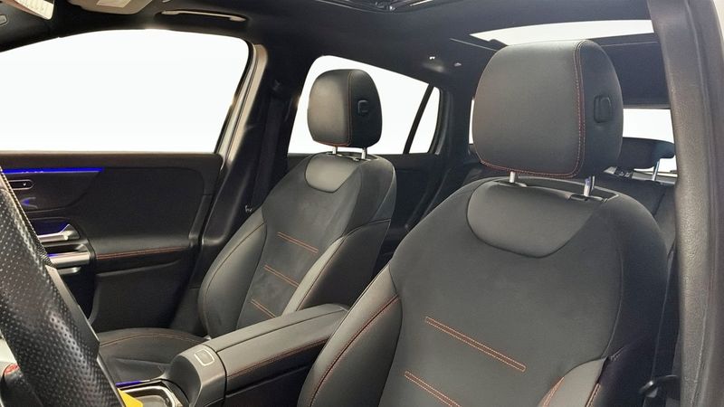 Mercedes GLA250 bild 8