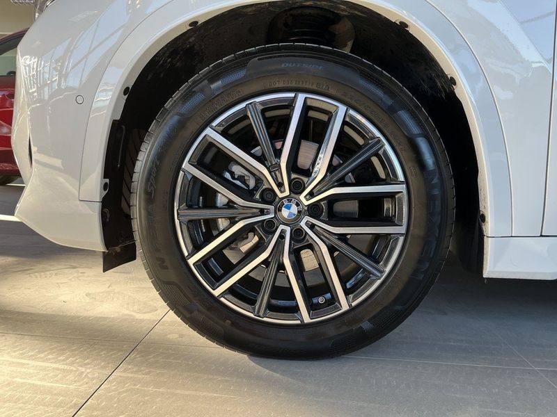 BMW X1 bild 4