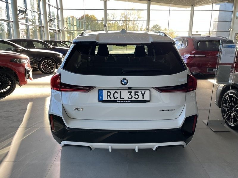 BMW X1 bild 12