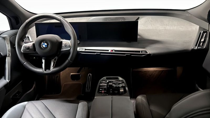 BMW iX bild 4