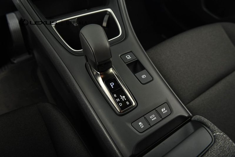 Lexus LBX bild 13