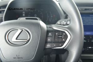 Lexus LBX bild 14