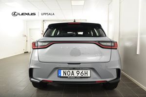 Lexus LBX bild 4