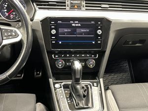 Volkswagen Passat bild 12