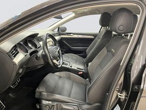 Volkswagen Passat bild 7