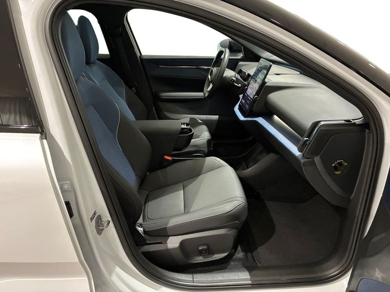 Volvo EX30 bild 5