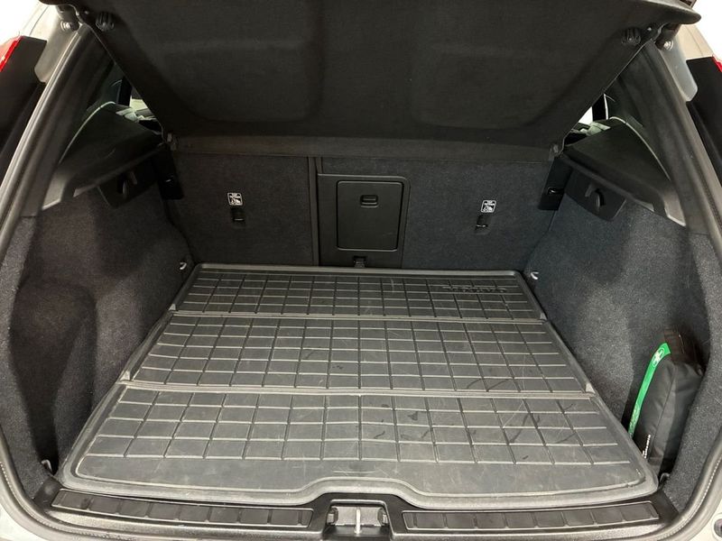 Volvo EX40 bild 12
