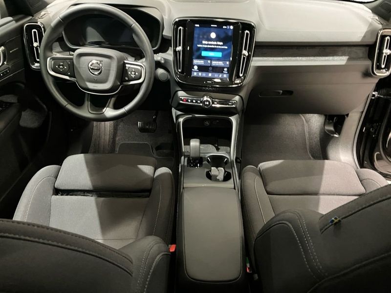 Volvo EX40 bild 5