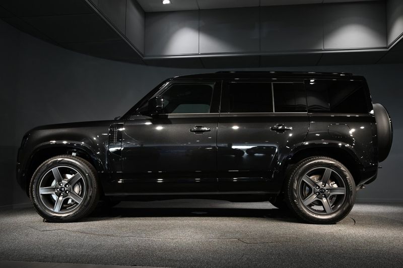 Land Rover Defender bild 3