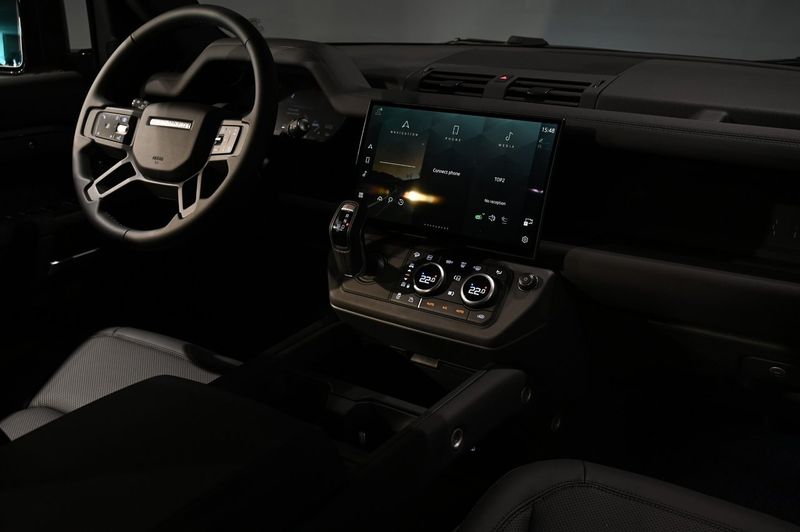 Land Rover Defender bild 11