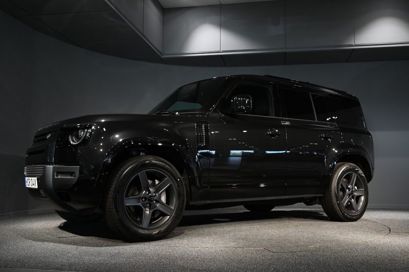 Land Rover Defender bild 2