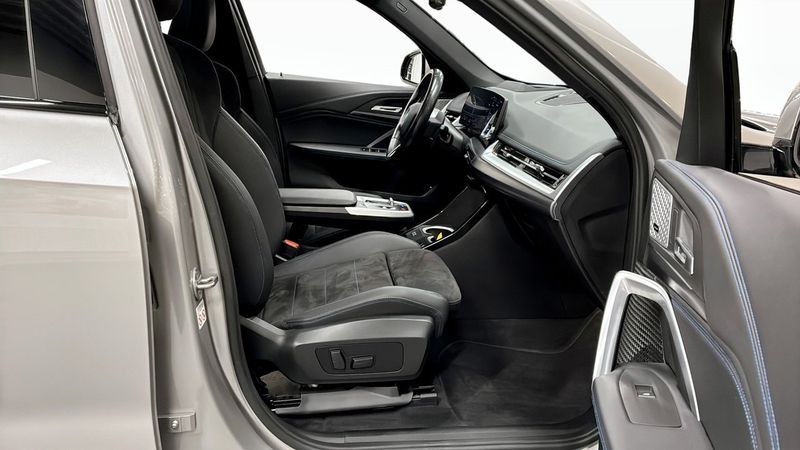 BMW iX1 bild 3
