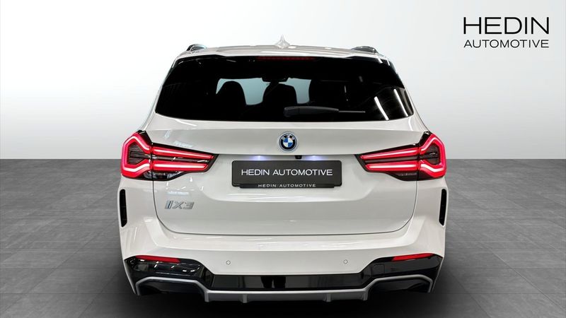 BMW iX3 bild 7
