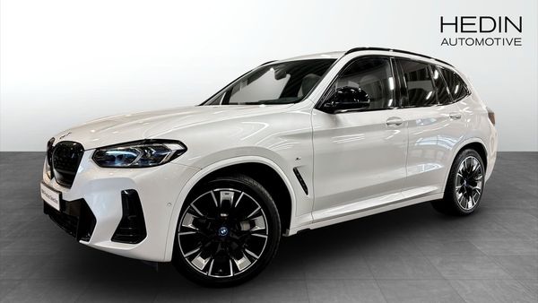 BMW iX3 286hk Pano Drag HUD H/K Laser - 2022