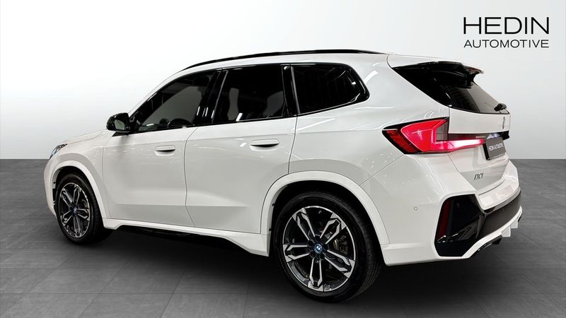 BMW iX1 bild 2