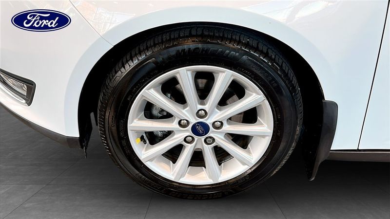 Ford Focus bild 9