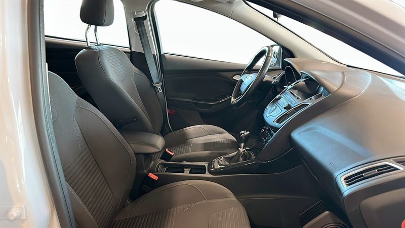 Ford Focus bild 3