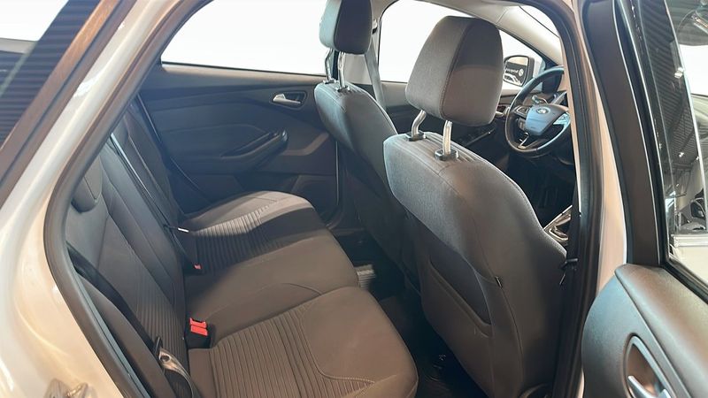 Ford Focus bild 5