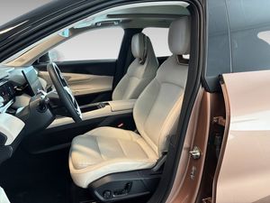 Lynk & Co 08 bild 8