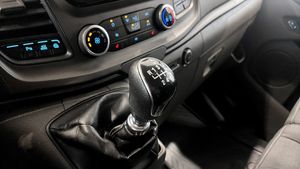 Ford Custom bild 17