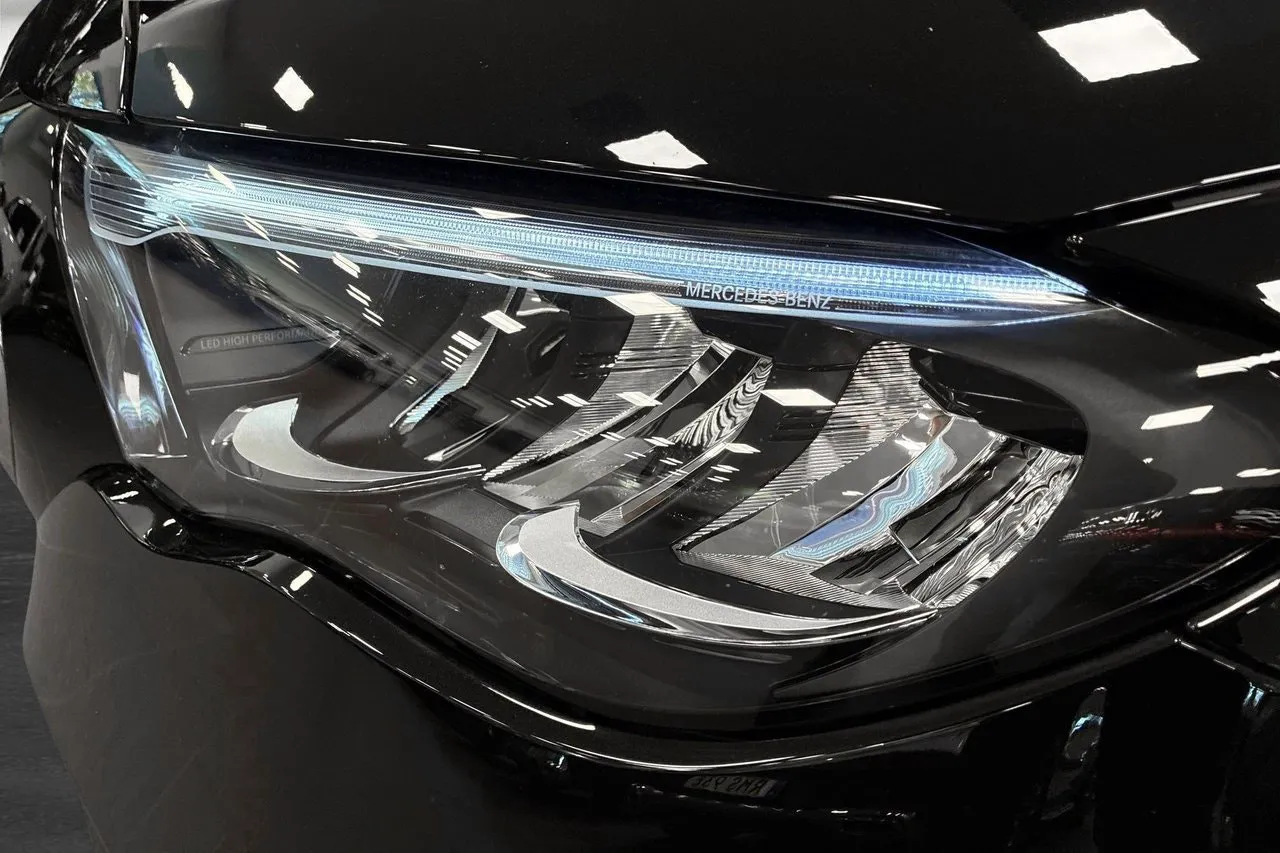 Mercedes E300 bild 12