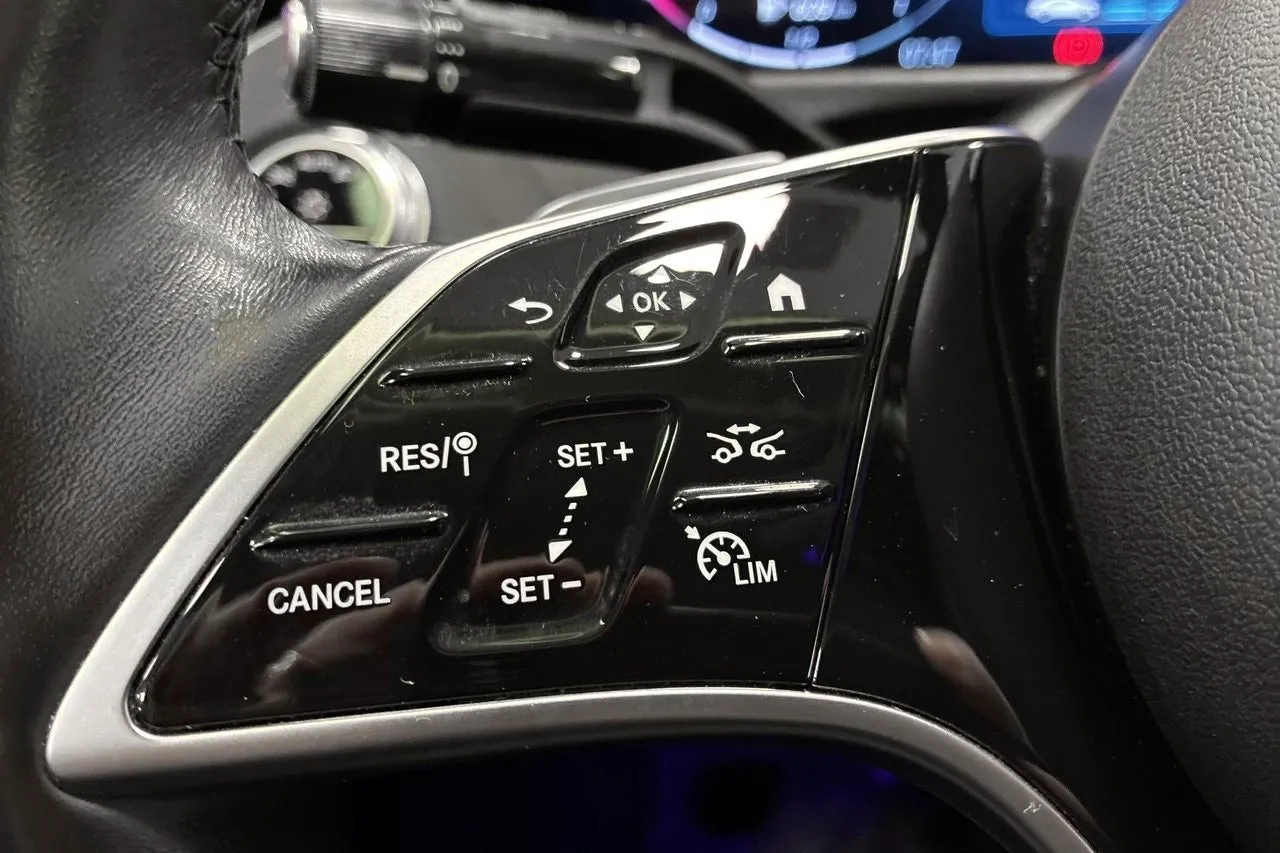 Mercedes E300 bild 14