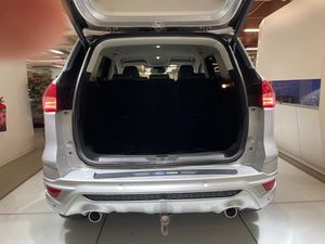 Ford Kuga bild 8