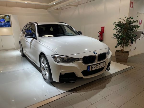 BMW 318 d Kombi xdrive M Sport - 2015