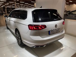Volkswagen Passat bild 10