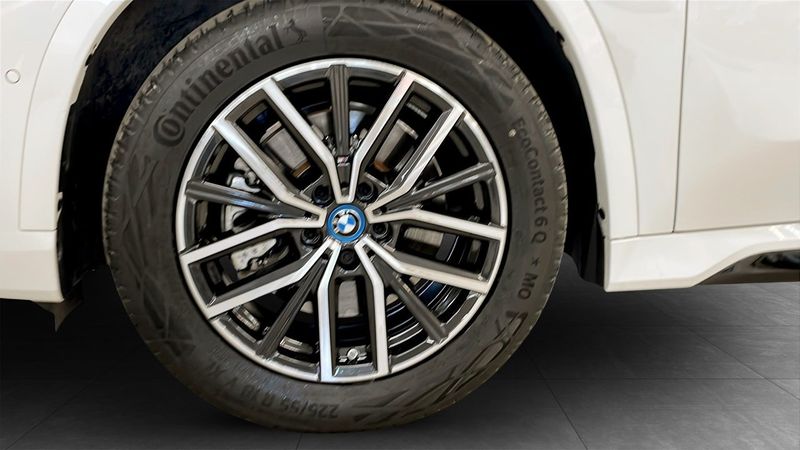 BMW X1 bild 9