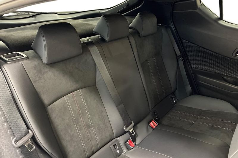 Toyota C-HR bild 11