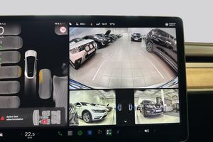 Tesla Model Y bild 13