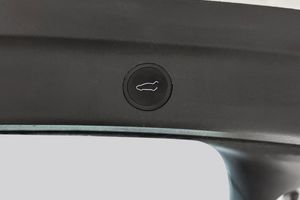 Tesla Model Y bild 15