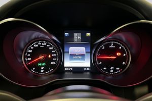Mercedes GLC220 bild 10