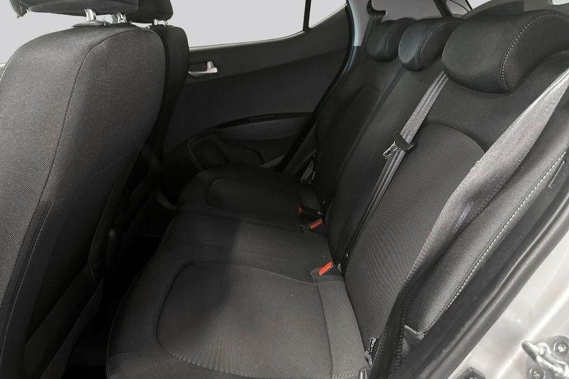 Hyundai i10 bild 9