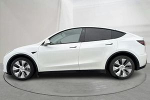 Tesla Model Y bild 2