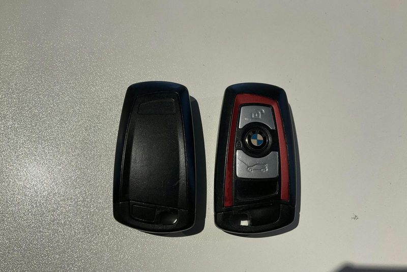 BMW 320 bild 14