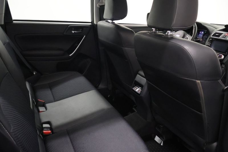 Subaru Forester bild 10