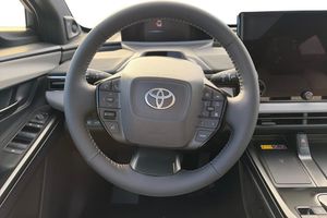 Toyota C-HR+ bild 13