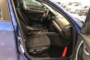 BMW 118 bild 8