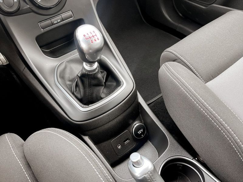 Ford Fiesta bild 10