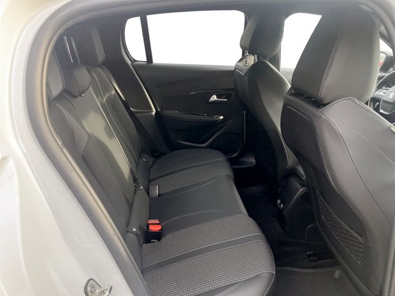Peugeot e-208 bild 13